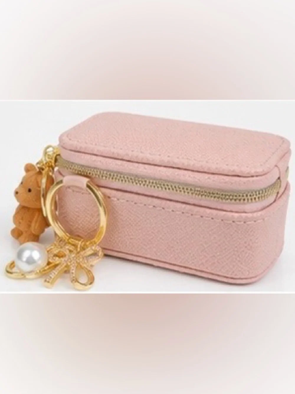 Travel Jewelry Case with Keychain – Light Pink | Compact Organizer 💍👜